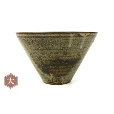 伝統のやちむん　さんかく鉢 ペア　(大)【仁陶器工房】