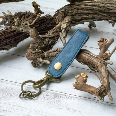 本革　藍染め　キーホルダー【CT012】