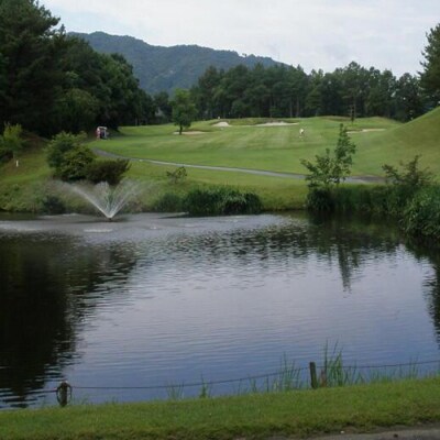 徳島カントリー倶楽部　月の宮コース　平日キャディ付きプレー券(1名様分)【GC001】