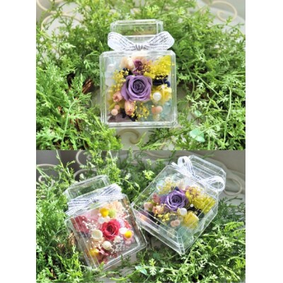 【パープル】プリザーブドフラワー　香水瓶 高さ約10cm