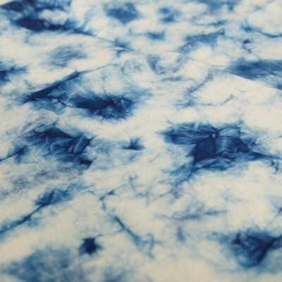 本藍染コットン100%ハンカチ ムラクモ染め【ホワイト系】【CZ060VC01】