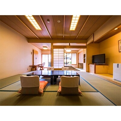<平日限定> ホテル鐘山苑 ペア宿泊券