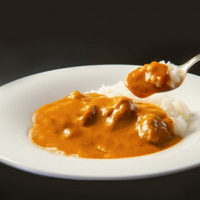 花巻温泉洋食料理長手作り「白金豚カレー」4食入り