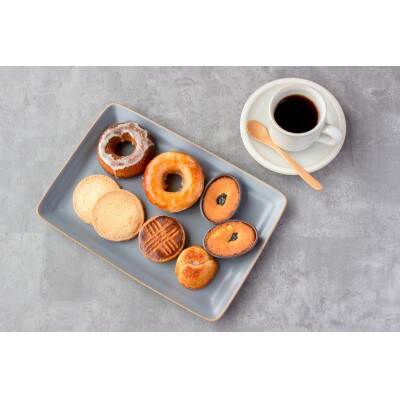 花巻の自家焙煎コーヒー【粉/中挽き】とこだわりのスイーツセット