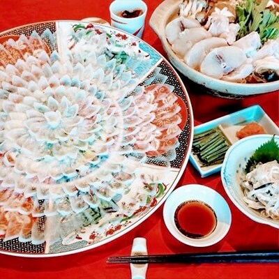吉宝ふぐ【松】コース(40cm赤絵皿全盛り・7~8人前)