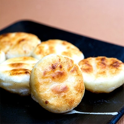 どさんこもちプリ丸餃子・チーズ餃子各10個入り×2・パリもち包子豚・チーズ各8個入りセット