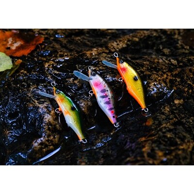 木製ハンドメイドルアー(1)【ミノー型】 キンクロ1個【a203】