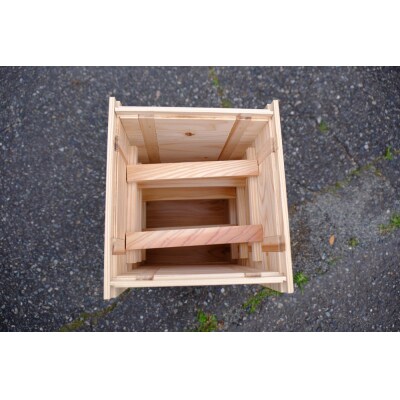 森の中で作った燻製機
