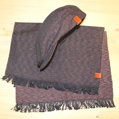 お揃いの茶色のハンチング(Lサイズ59cm)とマフラーのセット