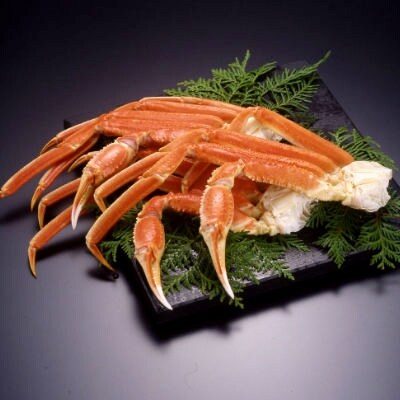 薄味仕上げの冷凍ボイルズワイガニ足約2kg×2箱
