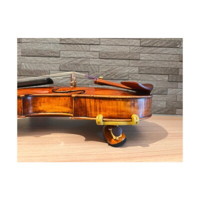 ヴァイオリン肩当て 　木目調　 SUZUKIオリジナル