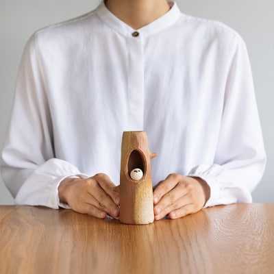 信楽焼・明山の　ふくろう付ミニ花入　hc-19