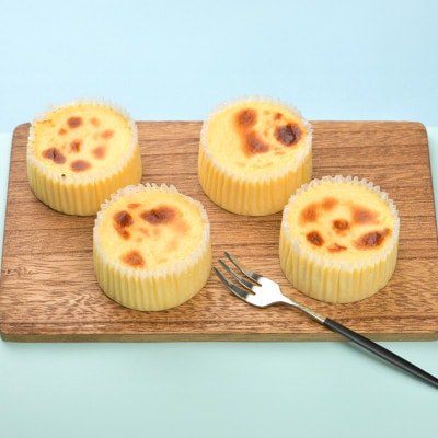 ミニバスクチーズケーキ　プレーン　4個入り×2箱　冷凍