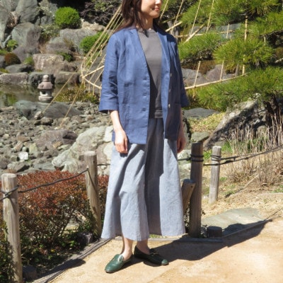 ふるさと納税 滋賀県 【和心衣・ワゴロモ】和晒麻布(わざらしあざぶ)麻100%のレディスジャケット グレーMサイズ 和心衣・ワゴロモ】和晒麻布(わざらしあざぶ)麻100%のレディス