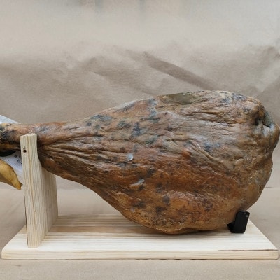 生ハム　モモ(ハモン)後脚　1kg以上　【ブロック】ハモンテンパク　長期熟成　9ヵ月以上