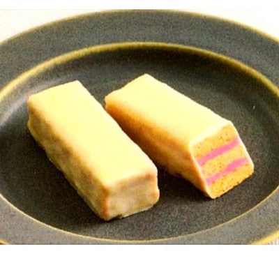 ユーハイム チョコプレッツェルクッキー20個入とミルフィーユ10個入