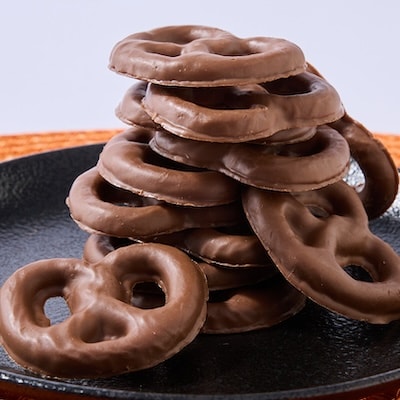 ユーハイム チョコプレッツェルクッキー10個入(ミルクチョコレート)