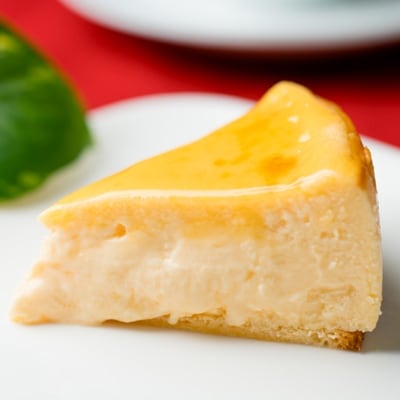 とろけるチーズケーキ(15cm 6~8人用)