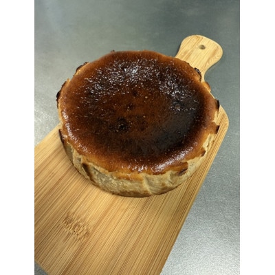 八丁味噌の焦がしチーズケーキ 計440g
