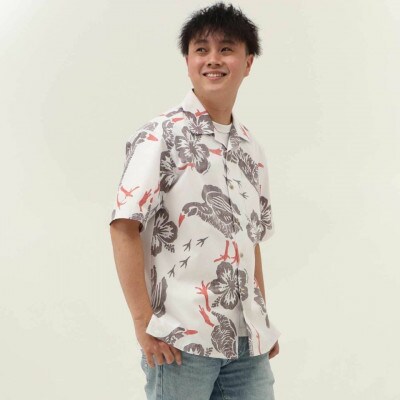 【マンゴハウスのかりゆしウェア】メンズ　3Lサイズ　オフブラウン　ヤンバルクイナウォーク251168