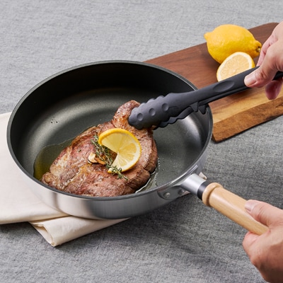 【ガス火用】新マイスタープレミアムフライパン26cm