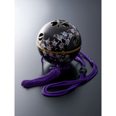 吊香炉『薫珠』(R)桜(青貝螺鈿)本漆・真塗または掻合塗(黒)大14cm　紫色房・紐