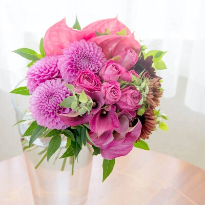 毎月届く旬のお花(12回/1年間)