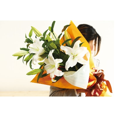 豪華なカサブランカの花束