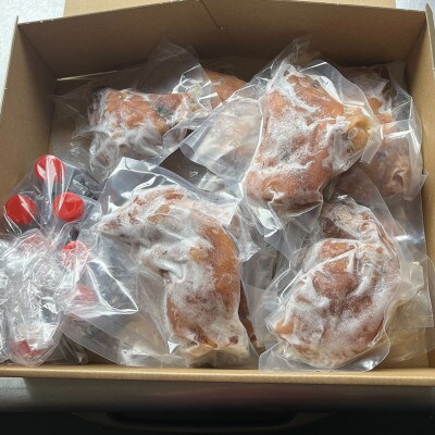 春日で人気の餃子屋貴月の炙り煮込み豚足8本