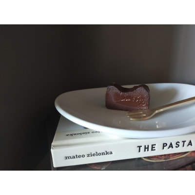 イタリア産ピスタチオを使ったテリーヌとショコラテリーヌ