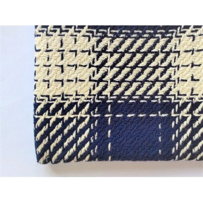ネイビー×生成りのポーチ　1点(16cm×21cm)