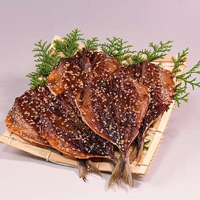 入久水産の「鯵の食べくらべセット」