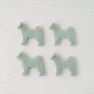 秋田犬の箸置き4個セット 青磁釉 お礼品詳細 ふるさと納税なら さとふる