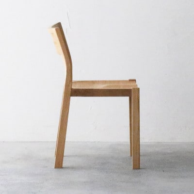 秋山木工のダイニングチェアMONチェア2　クリ材　1脚