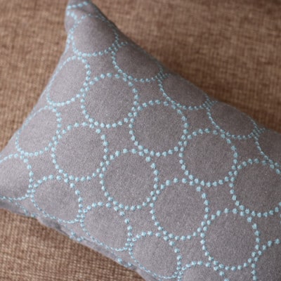 ミニクッション 長方形 タンバリン生地 グレー(ブルー) (if1078)