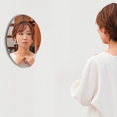 賃貸OK　壁掛けミラー　韓流デザインの鏡【かがみのカタチ　リム】　1点