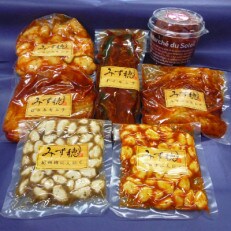 職人の技　こだわりキムチ満足5点セットと、キムチにんにく・梅にんにくの豪華セット　計7点