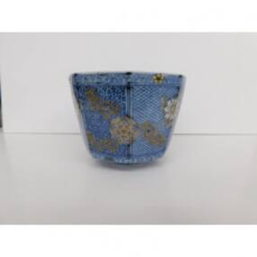 九谷焼　抹茶碗　青華金彩幻華文　三浦晃禎作