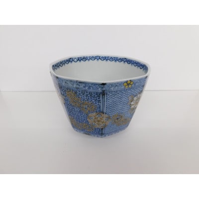 九谷焼　抹茶碗　青華金彩幻華文　三浦晃禎作