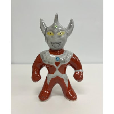 九谷焼　ウルトラマンタロウ　色絵