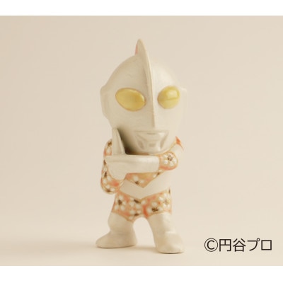 九谷焼　ウルトラマン(A)　宮本晄