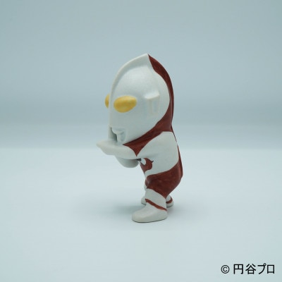 九谷焼　No.1　新ウルトラマン　色絵