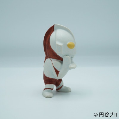 九谷焼　No.1　新ウルトラマン　色絵