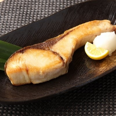 【期間限定】塩ぶり(約130g×5切れ)冷凍 年内配送 年越し 年末 汐鰤【71-2】