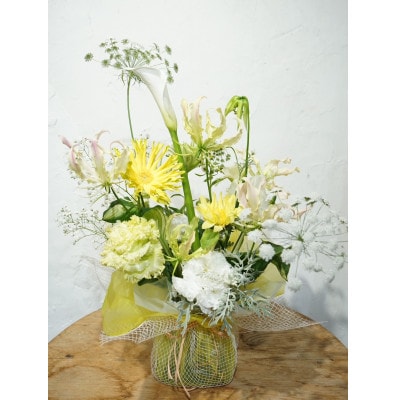 【毎月定期便】おすすめ生花アレンジメントM【CG008】全3回