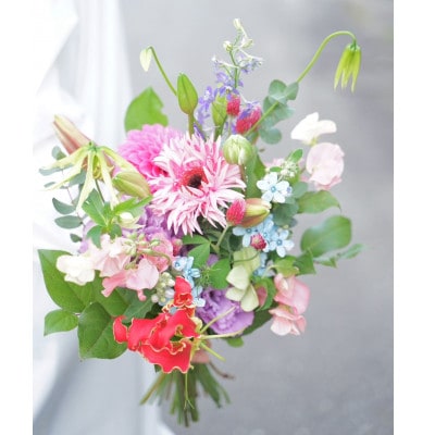 【毎月定期便】生花花束 ブーケM初回花瓶付【CG023】全6回