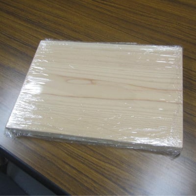 《イチョウ1枚》木の香に癒される　天然木のまな板 　完全手作りのキッチン用品です
