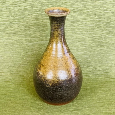 日本工芸会正会員　山本竜一作　備前焼　鶴首花入　桐箱入