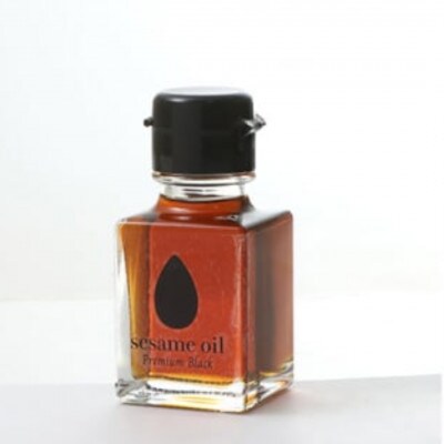 【毎月定期便】【国産ごま油】sesame oil　(50ml×2本)全8回