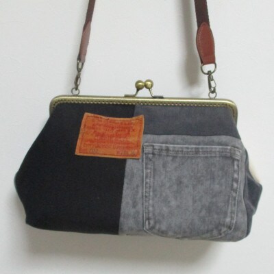 手作り　デニムカジュアルリメイクがま口バッグ　09